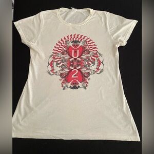 Bay Island white U2 ‘The Future Needs a Big Kiss’ graphic band tee sz XL